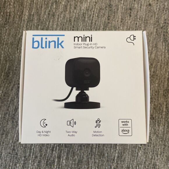 Blink Mini Indoor Plug-in HD Smart Security Camera Black  *New In Box* - Picture 1 of 6